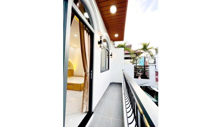 Bán Nhà Xô Viết Nghệ Tĩnh 30m2 Giáp Hàng Xanh, Q1 Nhỉnh 4 Tỉ
